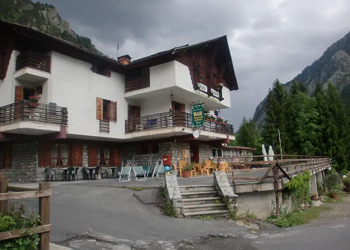Chalet Dell'ischiator 2*